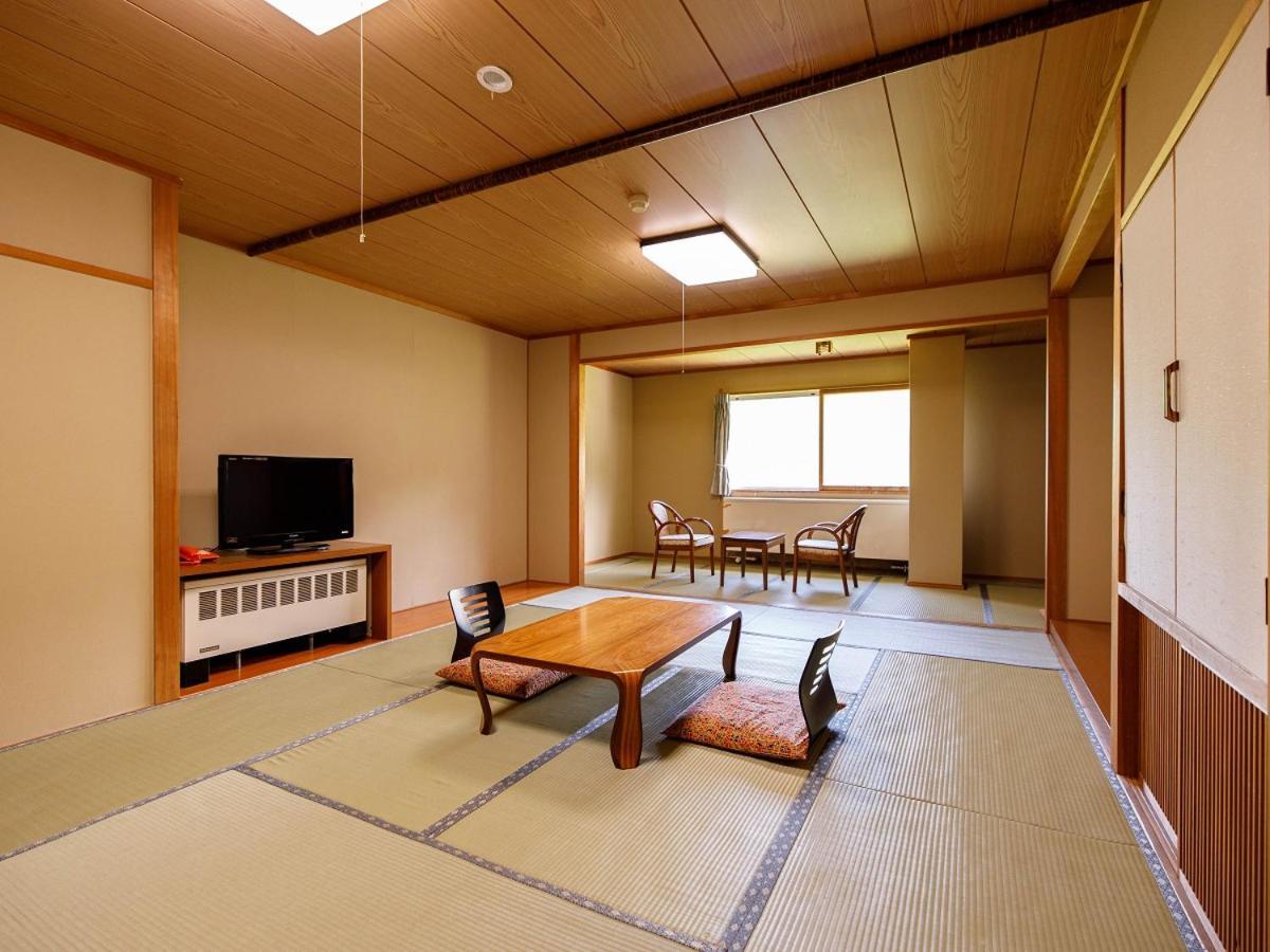 Hotel Iwasuge Yamanouchi  Εξωτερικό φωτογραφία